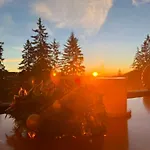 Kamena Отель